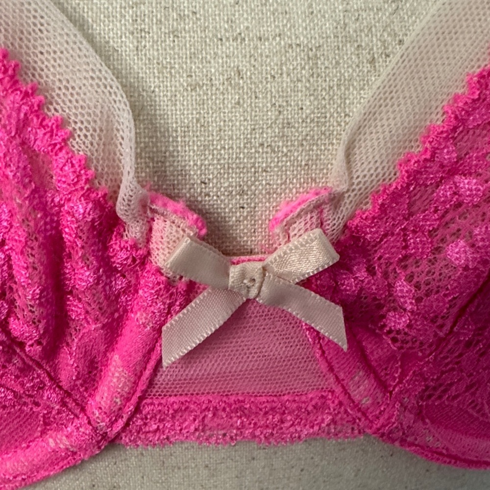 Victoria's Secret Dream Angels Hot Pink Sheer Lace Unlined Demi Bra 34C - Picture 6 of 16